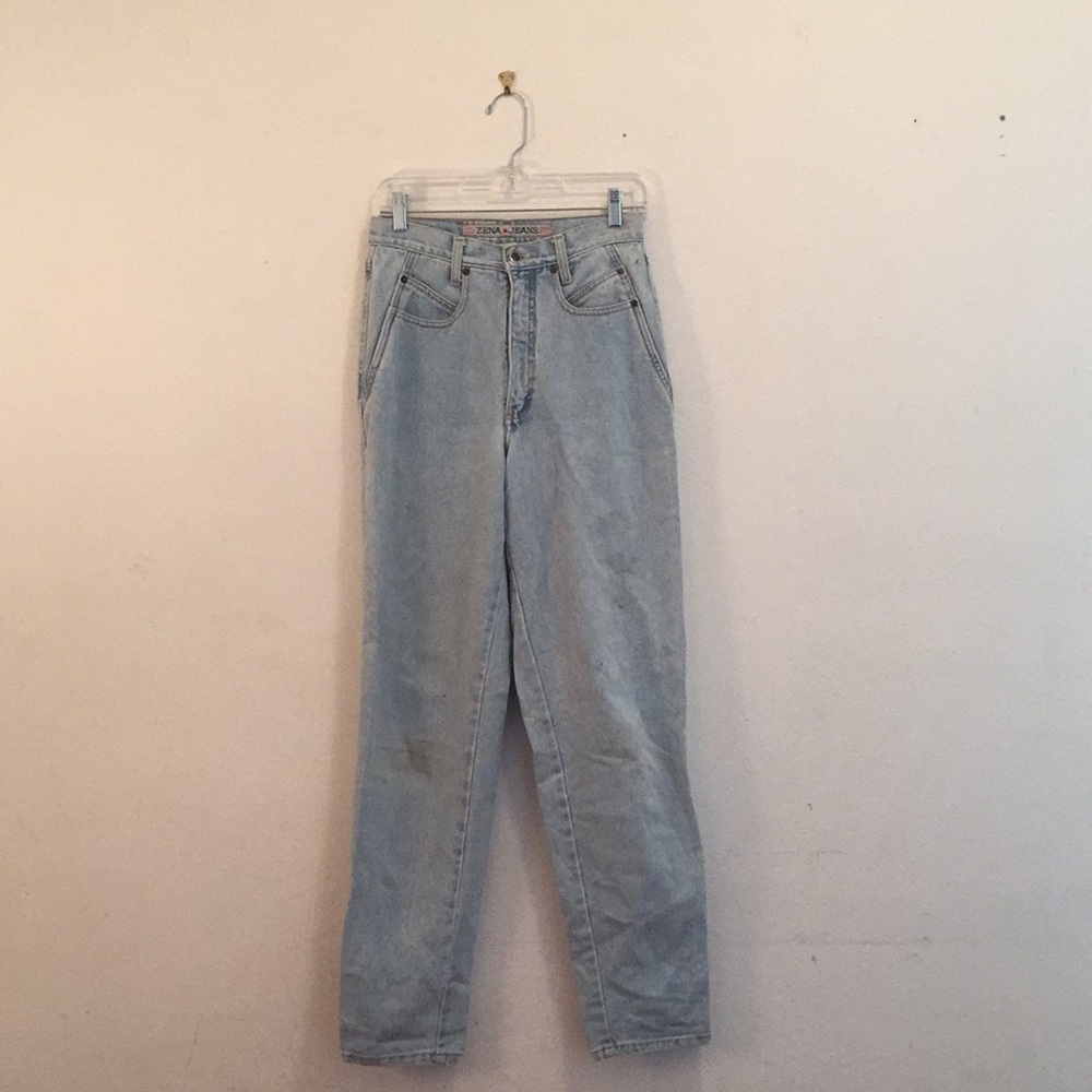 ZENA JEANS size 8 light wash used